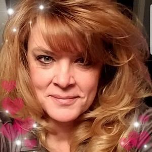 Meet your Posher, Becca